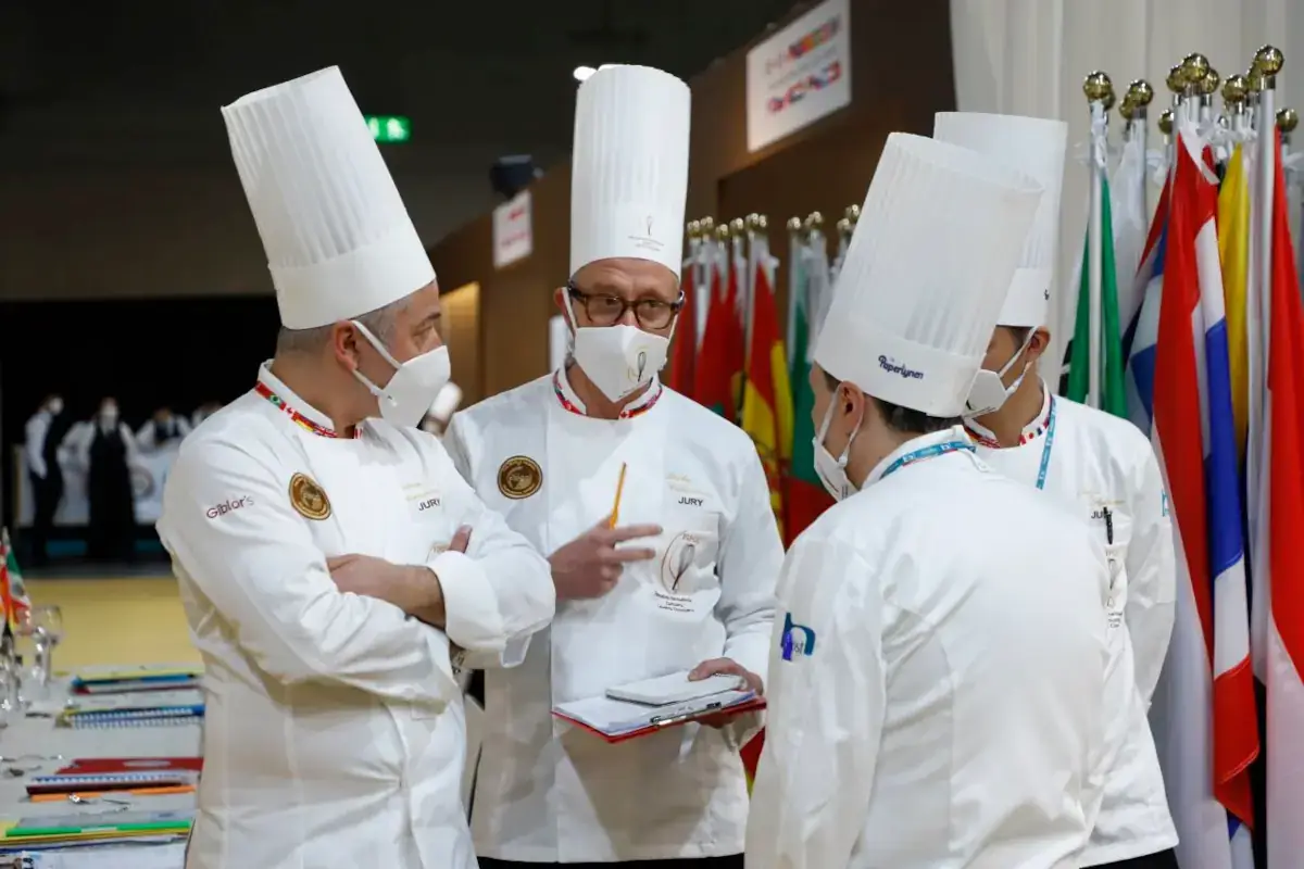 La giuria del campionato mondiale del Tiramis&ugrave; &Egrave; francese il miglior Tiramis&ugrave; del campionato mondiale Fipgc